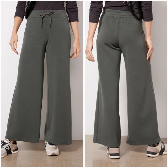 SPANX Pants - Spanx AirEssentials Wide Leg Pant